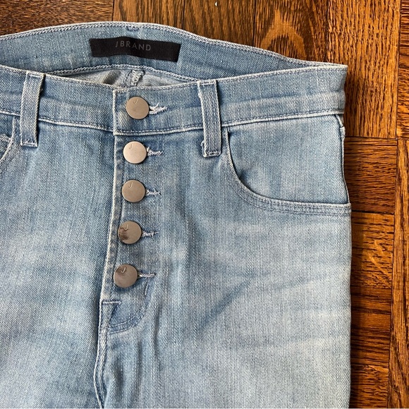 Lillie High Rise Crop Skinny in Cloudy - Picture 6 of 7